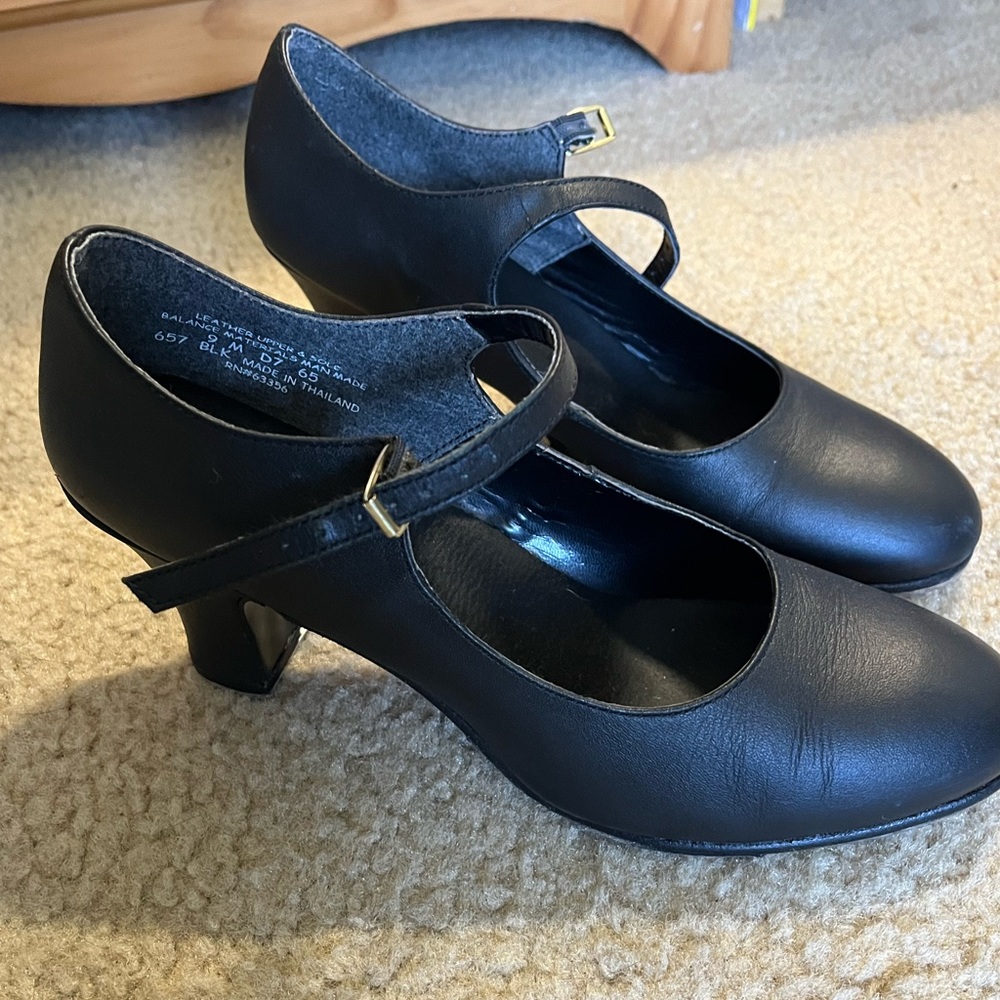 Black Capezio Teletone character tap shoes size 9